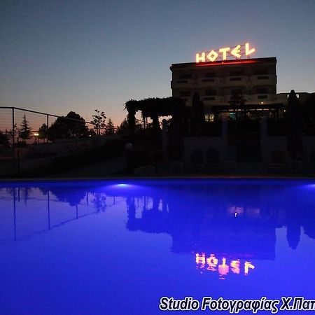 Alexander Hotel Széresz Kültér fotó