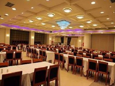 Alexander Hotel Széresz Kültér fotó