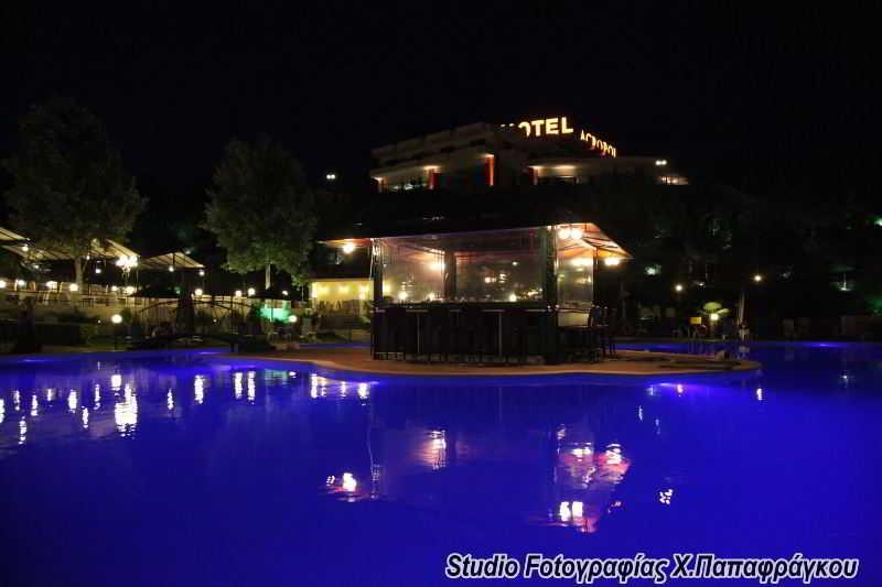 Alexander Hotel Széresz Kültér fotó