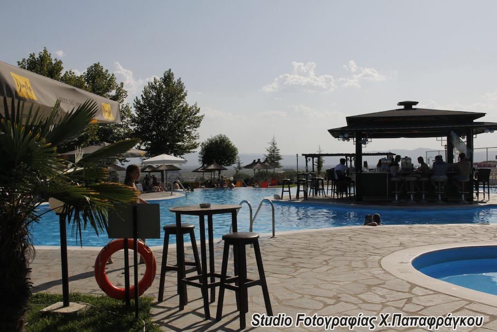 Alexander Hotel Széresz Kültér fotó